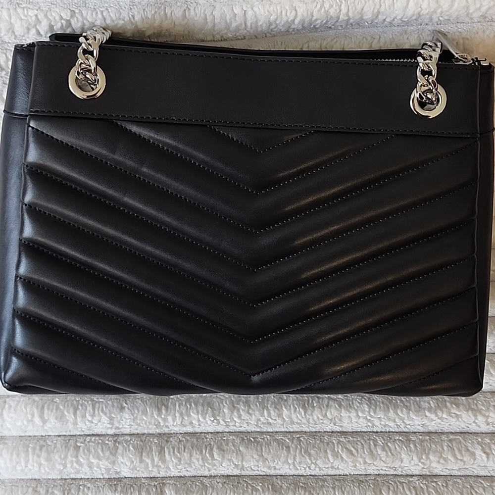NWOT MICHAEL Michael Kors Black Quilted Shoulder Bag - Picture 5 of 10